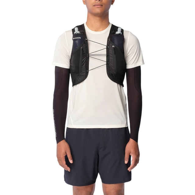 Salomon Active Skin 12 Set Trail Running Vest in Black/Metal
