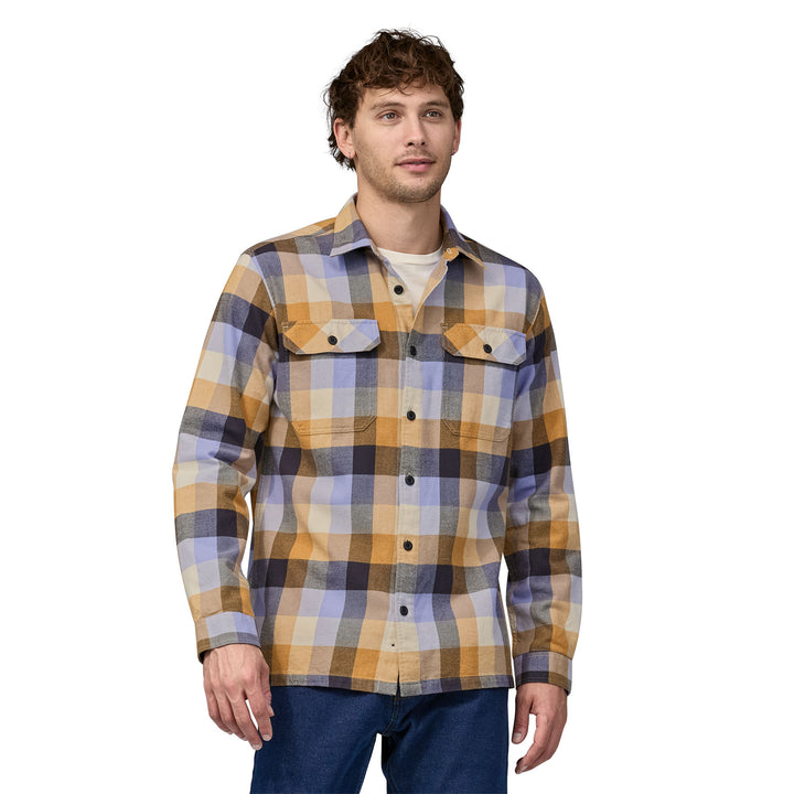 Patagonia Men's Long Sleeve Organic Cotton Midweight Fjord Flannel Shirt #color_guides-dried-mango