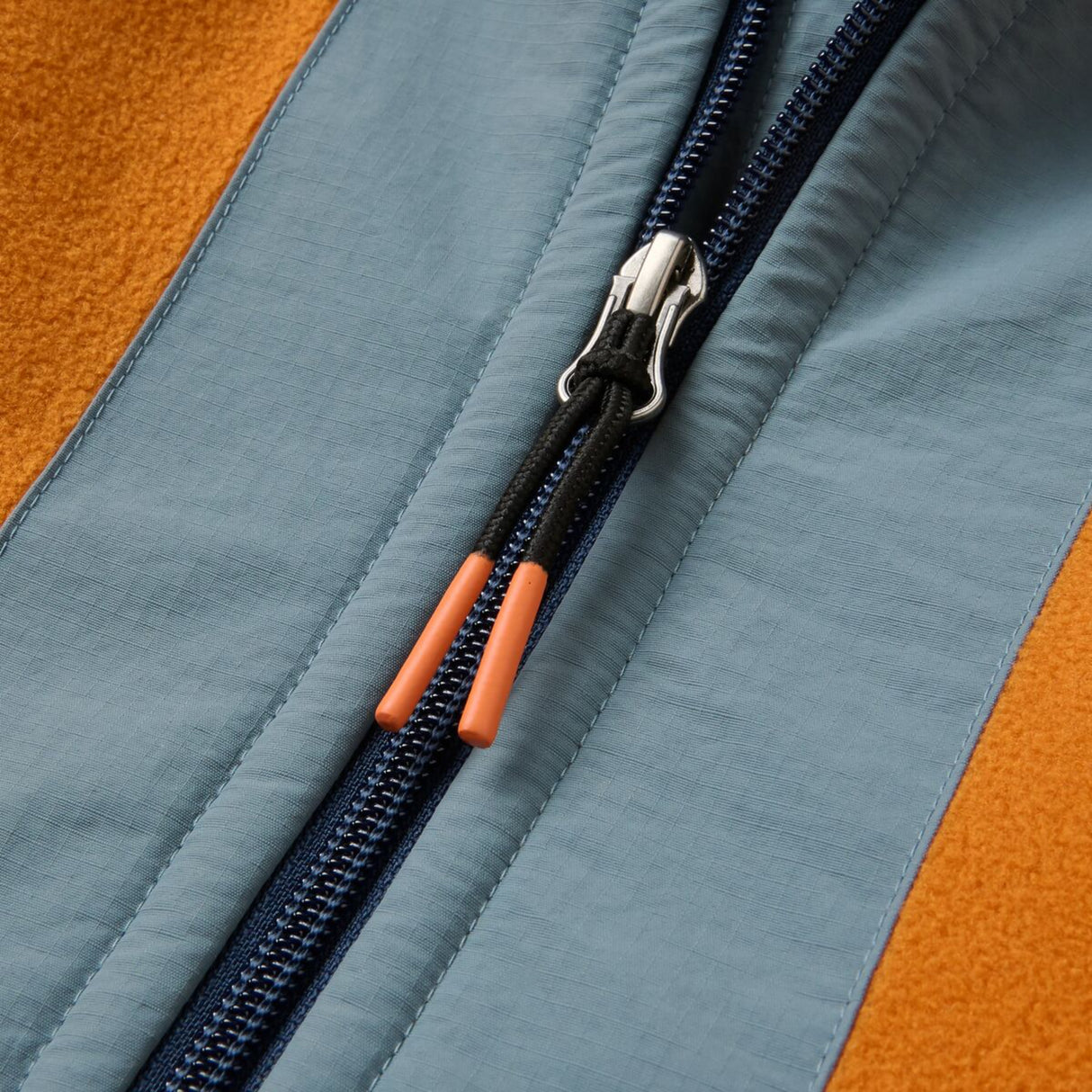 Passenger Men's Woodland 2.0 Hooded Half Zip Recycled Polar Fleece Retro Orange/Tidal Blue / Small-Retro Orange/Tidal Blue / Medium-Retro Orange/Tidal Blue / Large-Retro Orange/Tidal Blue / X-Large #- 53 Degrees North 