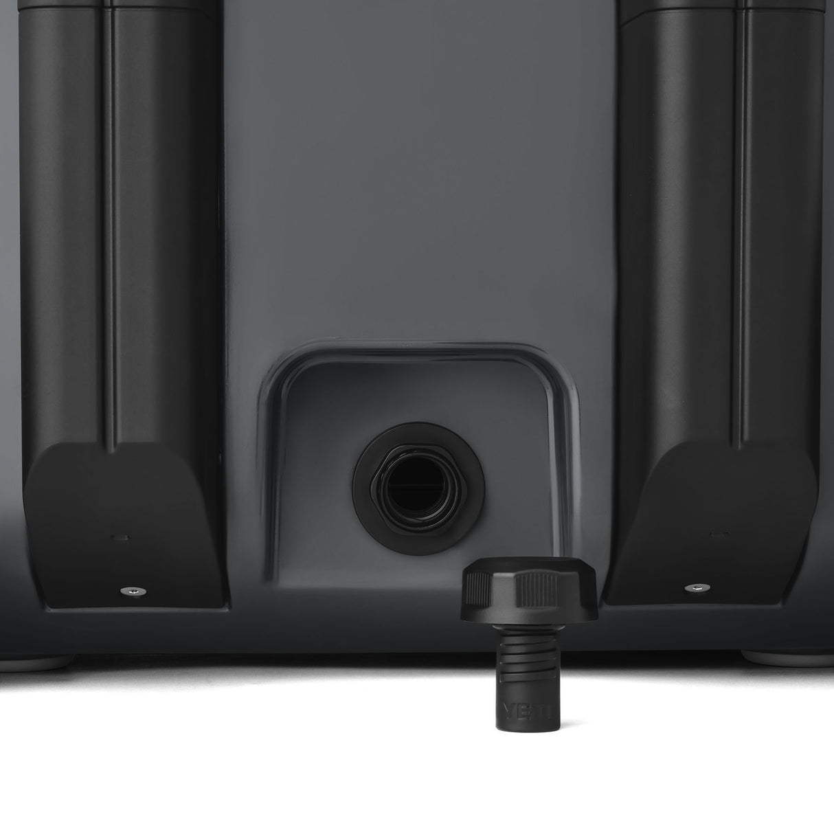 YETI Roadie 32 Wheeled Cool Box Navy-Charcoal - 53 Degrees North 