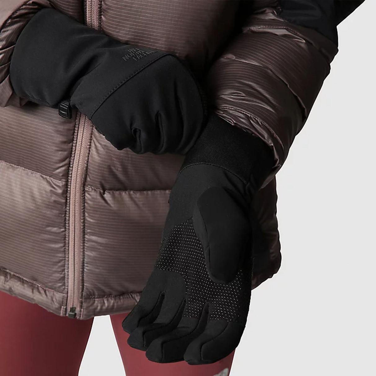The North Face Women's Apex Insulated E-Tip Gloves TNF Black / X-Small-TNF Black / Small-TNF Black / Medium-TNF Black / Large #- 53 Degrees North 