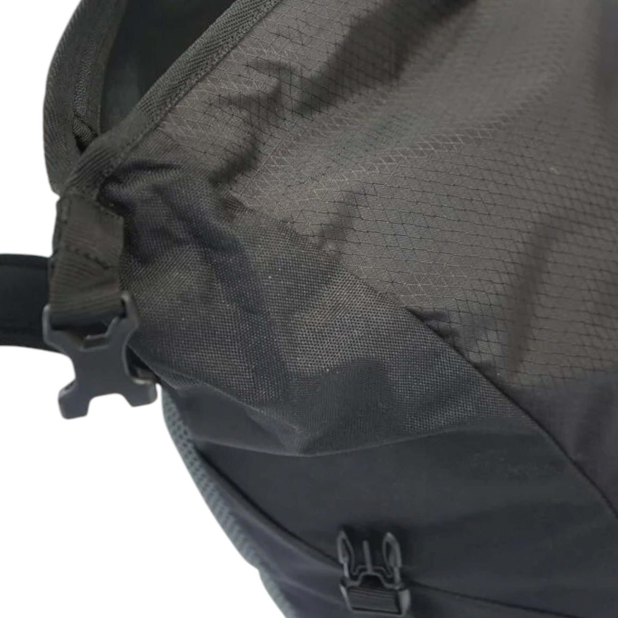 Vango Hex Rolltop 25L Backpack Black #- 53 Degrees North 