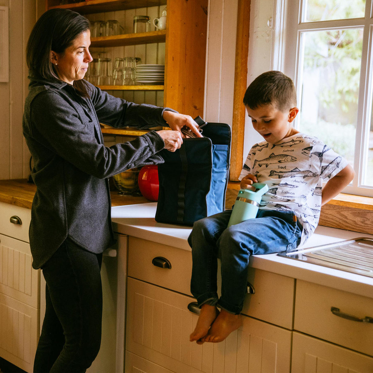 YETI Rambler Junior 12 oz (354 ml) Kids Bottle Navy-Rescue Red #- 53 Degrees North 