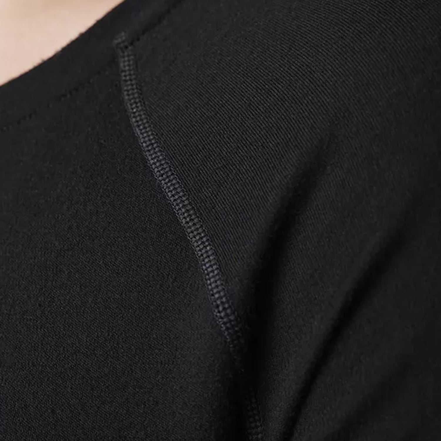 Smartwool Women's Classic Thermal Merino Baselayer Crew Shirt Black / X-Small-Black / Small-Black / Medium-Black / Large-Black / X-Large #- 53 Degrees North 