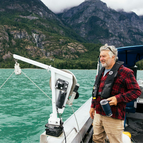 YETI Rambler 20 oz (591 ml) Travel Mug Tropical Pink-Navy-White-Rescue Red-Charcoal #- 53 Degrees North 