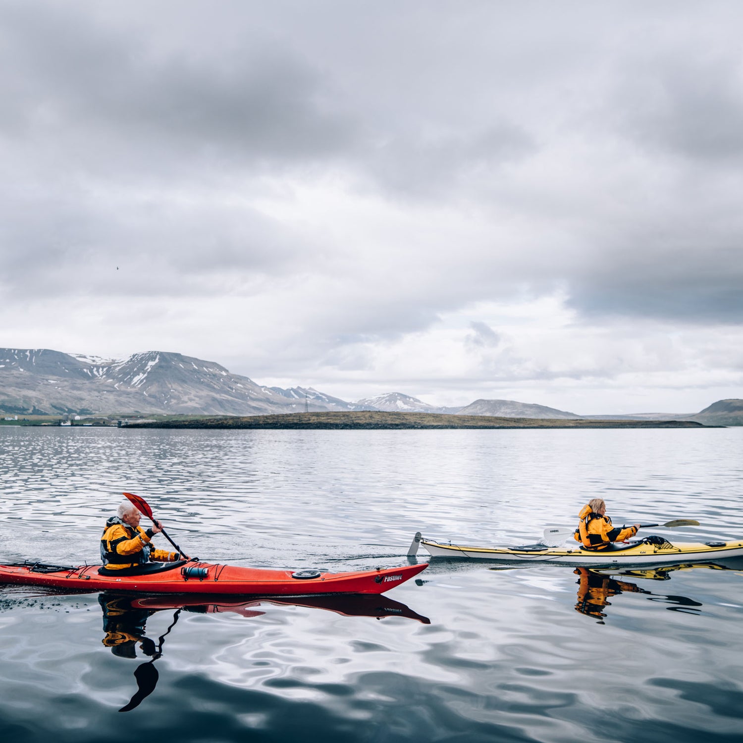 YETI Rambler 18 oz (532 ml) Bottle with Chug Cap | 53 Degrees North