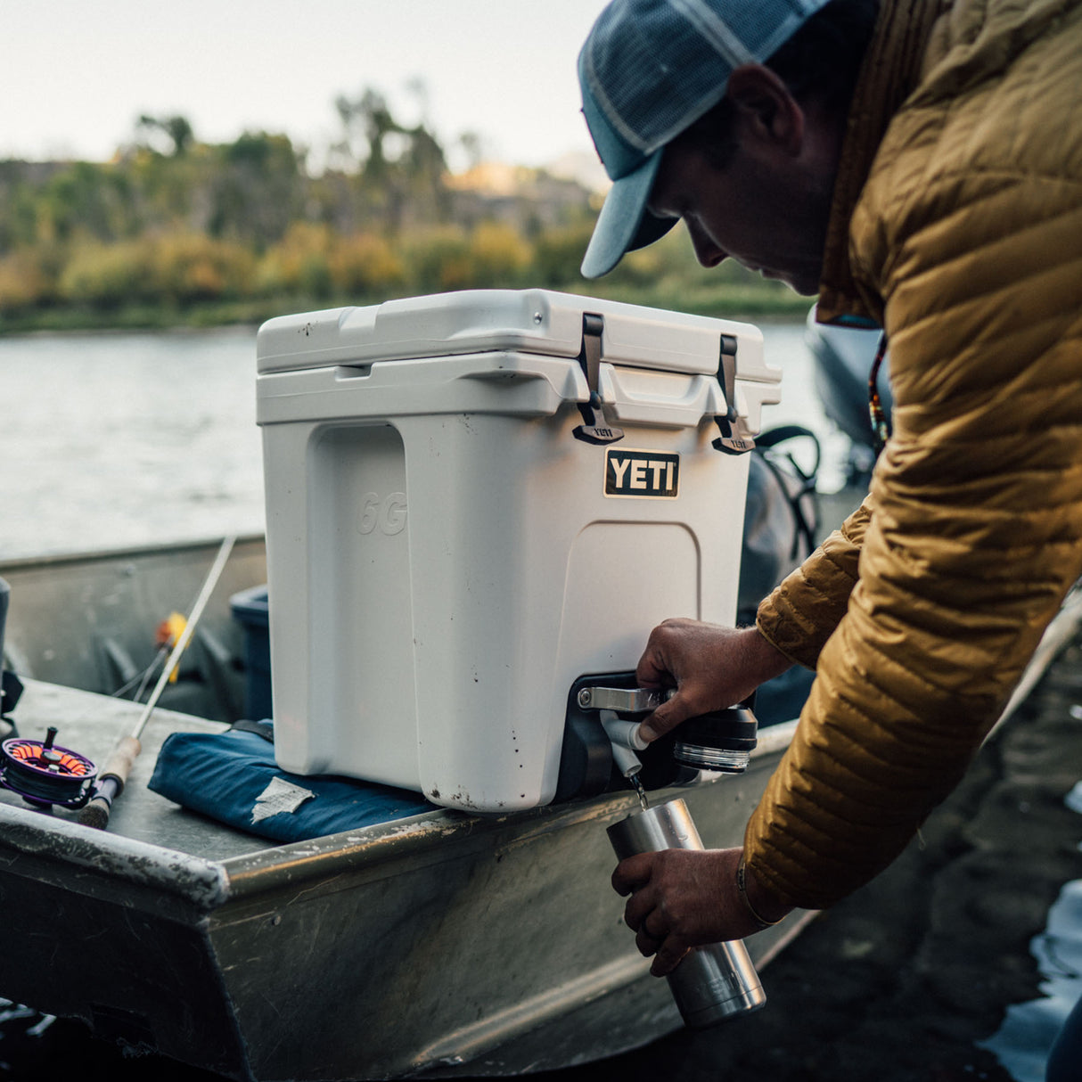 YETI Rambler 18 oz (532 ml) Bottle with Chug Cap | 53 Degrees North
