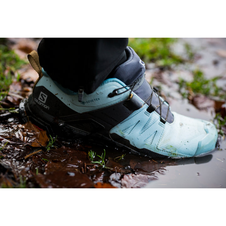 Women's X Ultra 4 Gore-Tex Walking Shoes #color_crystal-blue-black-cumin